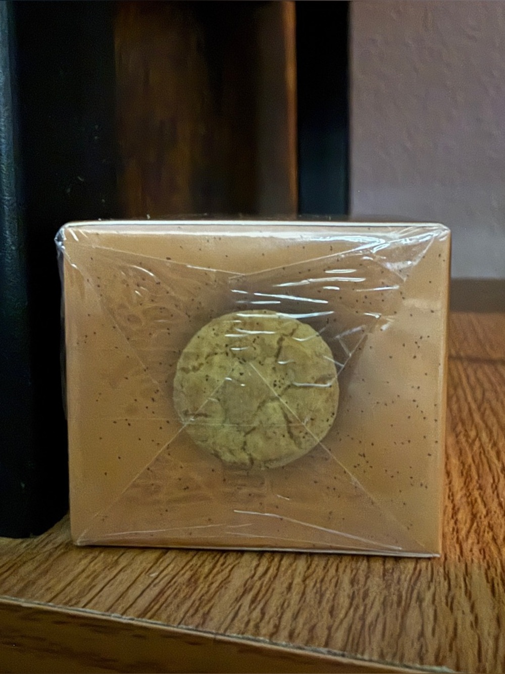 Snicker Doodles 🌰 Bee Balm Lip Balm Pot 🐝 - Picture 4 of 4